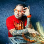 Просмотреть «Футболка Огненный волк (DJ Сергей Обломов)»
